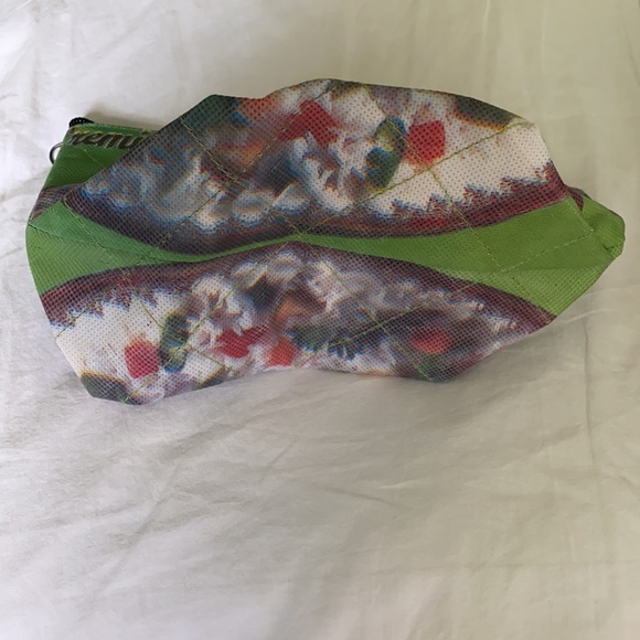 Repurposed Nepalese Rice Bag Makeup Bag - Picture 3 of 4